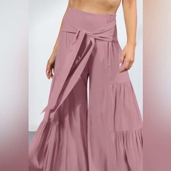 Tie Front Smocked Tiered Culottes - Picture 3 of 6